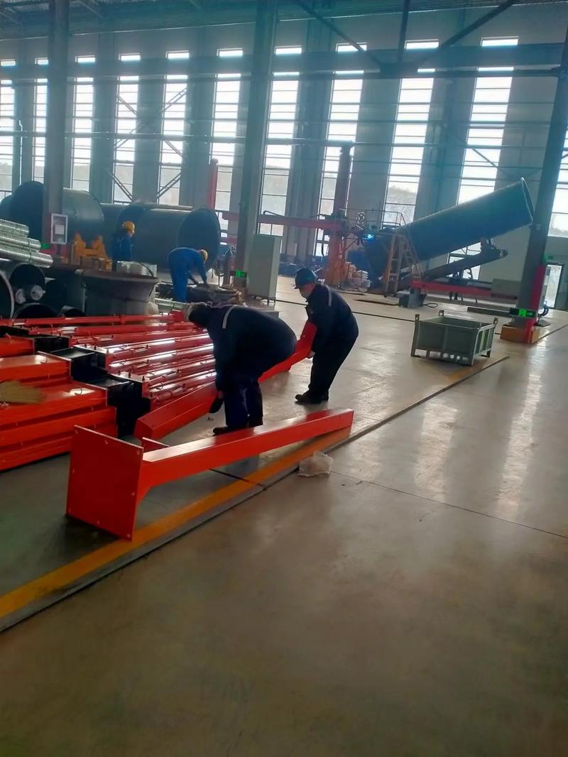 煙臺礦山機械客戶焊煙凈化設備安裝現場紀實